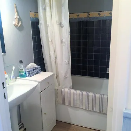 Arcachon, Studio, 3 Couchages, Avec Balcon Vue Mer Appartement *